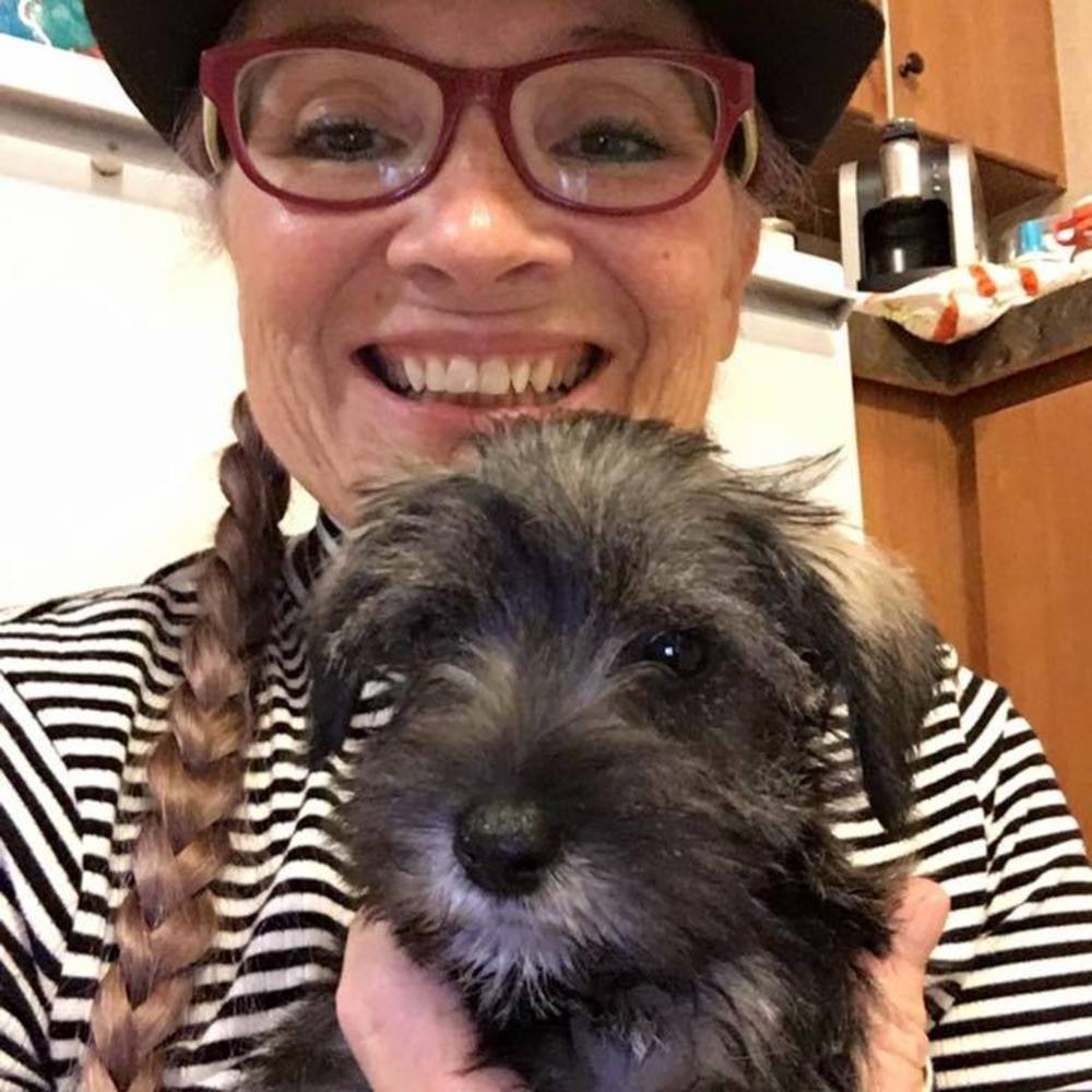 Meet your Posher, Mercedes